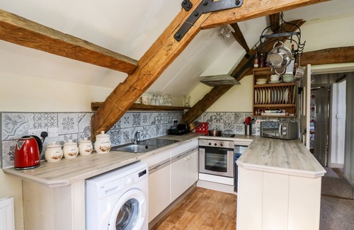 Pont-ar-gothi Cottage | THE CHEESE LOFT, character holiday cottage in Carmarthen