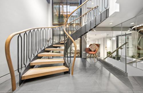 Redcliffe Villa | The Chelsea Villa