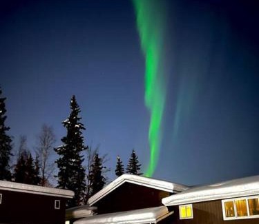 College House | The Chena River House South Suite
