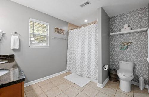 Bayview House | The Chesapeake St Retreat - Pet and Kid Friendly