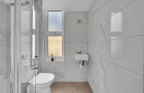 Shacklewell Apartment | The Chill Spot: Peaceful Studio for Two