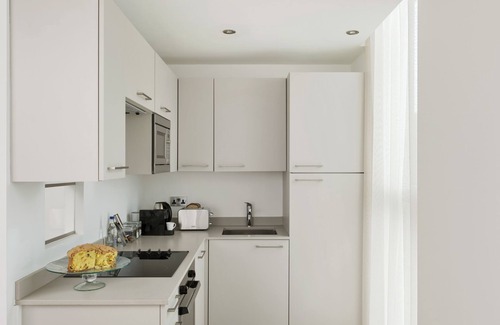 The City of London Apartment | The Chronicle by Supercity Aparthotels