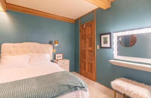 Fairbanks Apartment | The Chuck Morgan Lower Flat