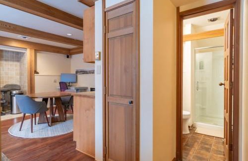 Fairbanks Apartment | The Chuck Morgan Lower Flat