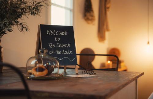 Elliott House | The Church On The Lake