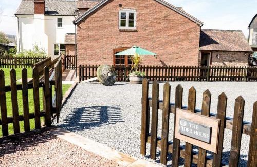 Leominster House | The Cider House