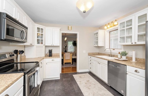 Roselawn Finance House | The Cincinnati Charm