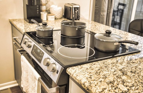 East Walnut HIlls House | The Cincy Hideaway, <5min to Downtown