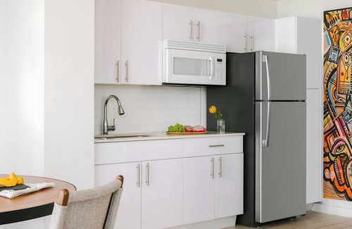 Downtown Hollywood Hotel | The Circ Hotel Hollywood, Sonder by Marriott Bonvoy