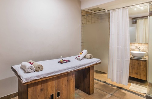 Vrindavan Hotel | The Citi Residenci Hotel-Asansol