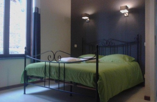 Ypres House | The city jester