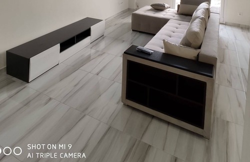 Vardaris Apartment | The city's bright apartments