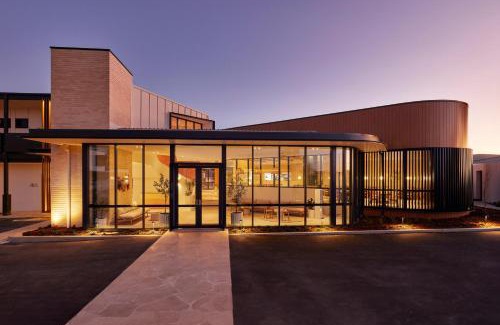 Central Mudgee Hotel | The Clairfield Hotel