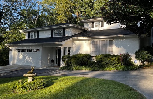 East Ridge House | The Claremont Cottage