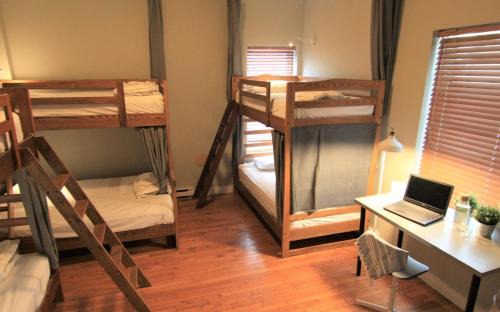 Wellington Place Hostel | The Clarence Park