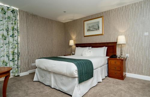 Blackheath Hotel | The Clarendon Hotel