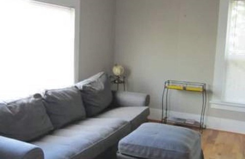 Columbia House | The Classic! Great Bellingham Location Near Shops, Breweries & Cafes