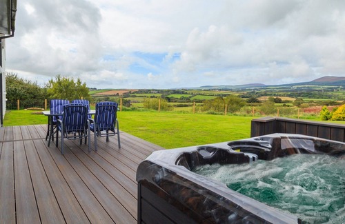 Mount Murray House | The Clays - a holiday cottage that sleeps 4 guests in 2 bedrooms
