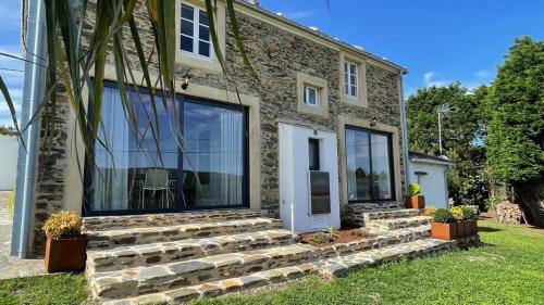 Loiba House | The Cliffs - Picon Seaside Cottage