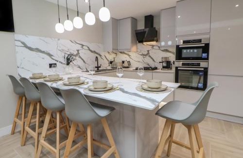 Chester House | The Cloud House Upton by Chester