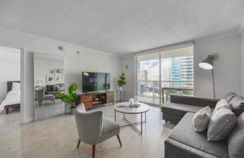 Brickell Apartment | The Club at Brickell Bay by Palermo Home Miami