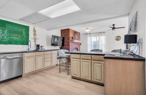 Thackerville House | The Clubhouse near WinStar - Your Central Hub for Fun
