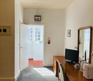 Wonston Bed & Breakfast | The Coach and Horses