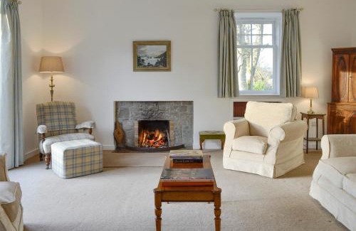 Alford House | The Coach House