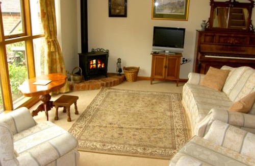 Pontesbury House | The Coach House