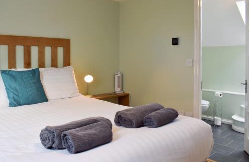 Aberaeron House | The Coach House - Or4