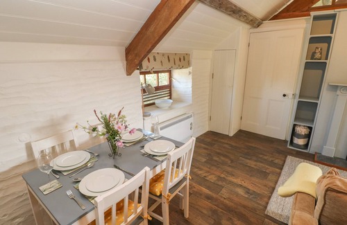 Merrion Cottage | THE COACH HOUSE, pet friendly, with a garden in Pembroke