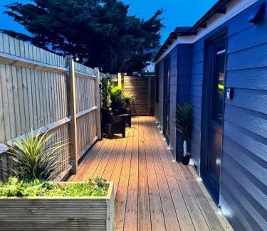 Peacehaven Apartment | The Coastal Retreat (Nr Brighton)