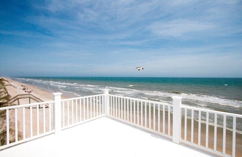 Sneads Ferry House | The Coconut - Spectacular Oceanfront on North Topsail Beach
