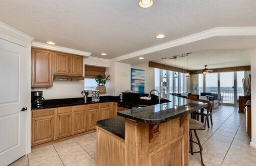 Gulf Shores Condo | The Colonnades 401 | Gulf Shores, AL