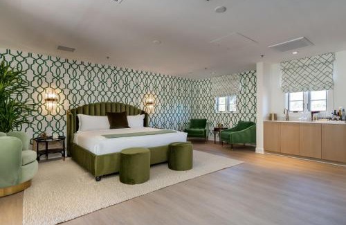 The Movie Colony Hotel | The Colony Palms Hotel and Bungalows - Adults Only