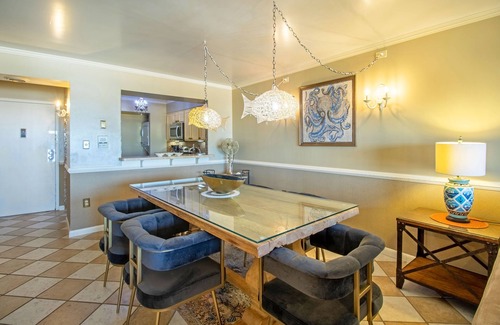 Northeast Virginia Beach Condo | The Colony Virginia Beach by TripForth