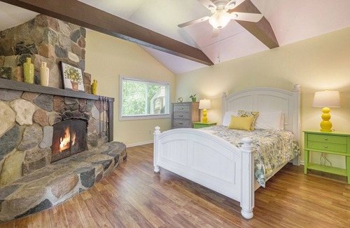 Bryant Pattengill East House | The Colorful Casita