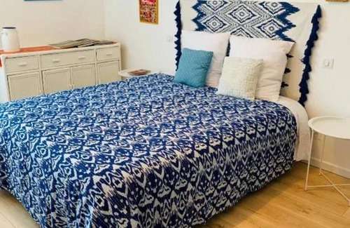 Commarin Bed & Breakfast | The colors of Commarin Chambre Blanche