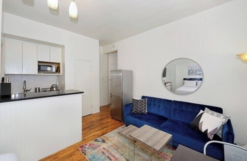 Upper West Side Apartment | The Columbus IV Vibe 8627