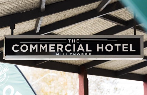 Millthorpe Hotel | The Commercial Quarters - Room 2-has air conditioning, free WIFI, TV and fridge