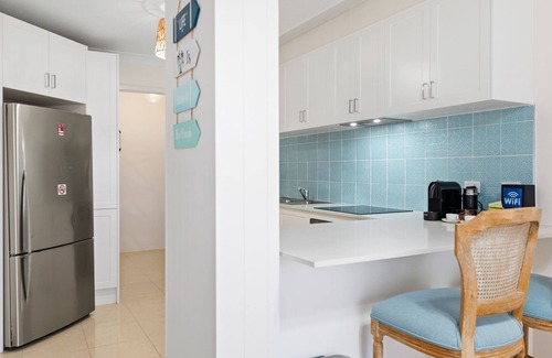 Nelson Bay Apartment | The Commodore - Quaint Abode in Nelson Bay