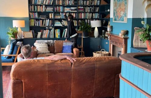 Lisdoonvarna Hostel | The Common Knowledge Centre