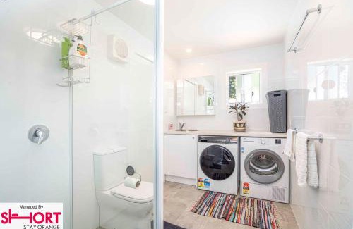 Orange Apartment | The Compact Cube - One-Bedroom Apartment on Summer
