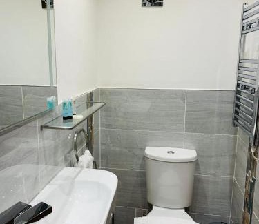 New Forest District Hotel | The Compasses Inn