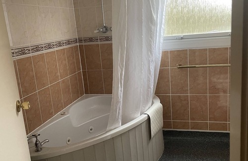 Kennington Hotel | The Conningbrook Hotel