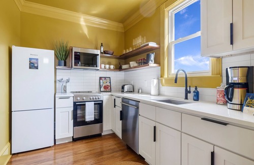 North Charleston Apartment | The Contemporary | Downtown Park Circle Gem