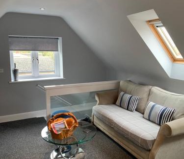 Warkworth House | The Coquet Apartment - short stroll to Warkworth Castle and Hermitage