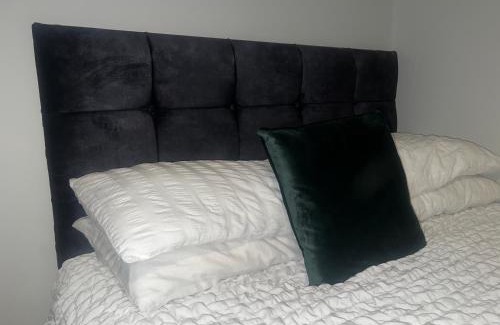 Southampton House | The Coral Guest House Southampton, Family rooms, Suitable for Contractors