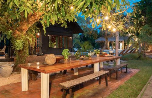 Batu Bolong Hotel | The Corduroy Hotel