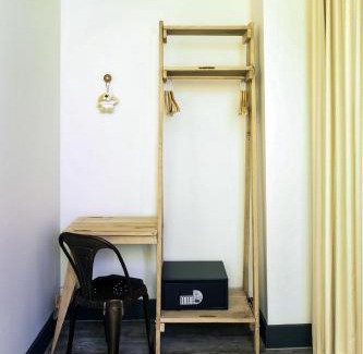 Whitechapel Hotel | The Corner London City